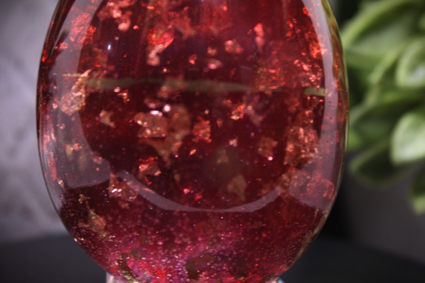Mini Botanical Resin Egg – 2"x3" Fantasy Decor with Preserved Flowers, Crystals & Gold Flakes – Mystical Witchy Gift