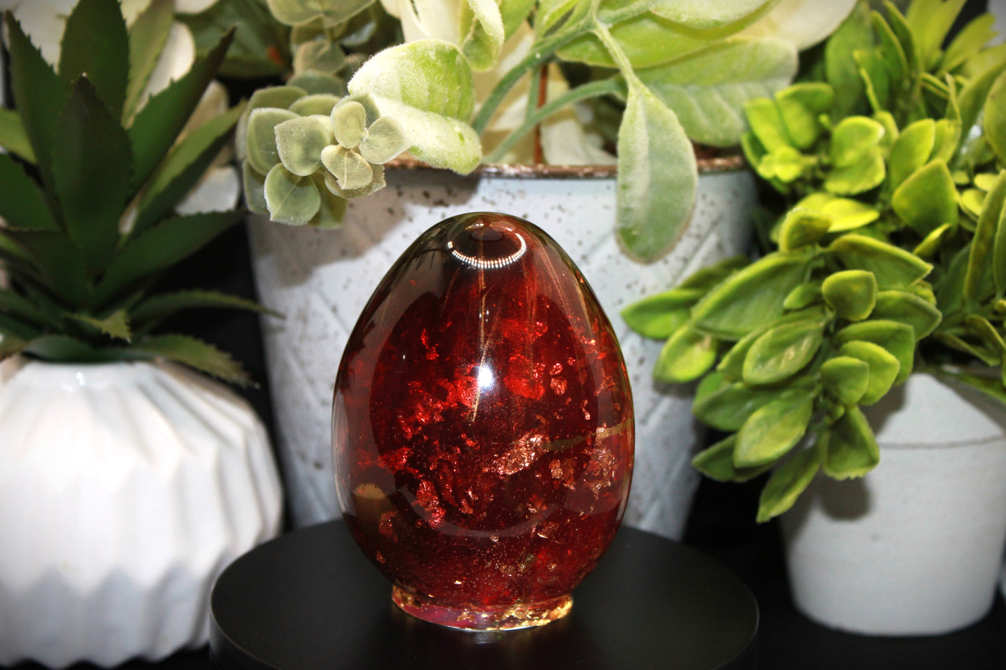 Mini Botanical Resin Egg – 2"x3" Fantasy Decor with Preserved Flowers, Crystals & Gold Flakes – Mystical Witchy Gift