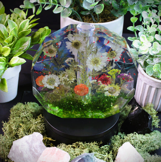 Resin Plant Propagation Station – Floral Crystal Vase for Cuttings – Botanical Decor – Lorewoven Art