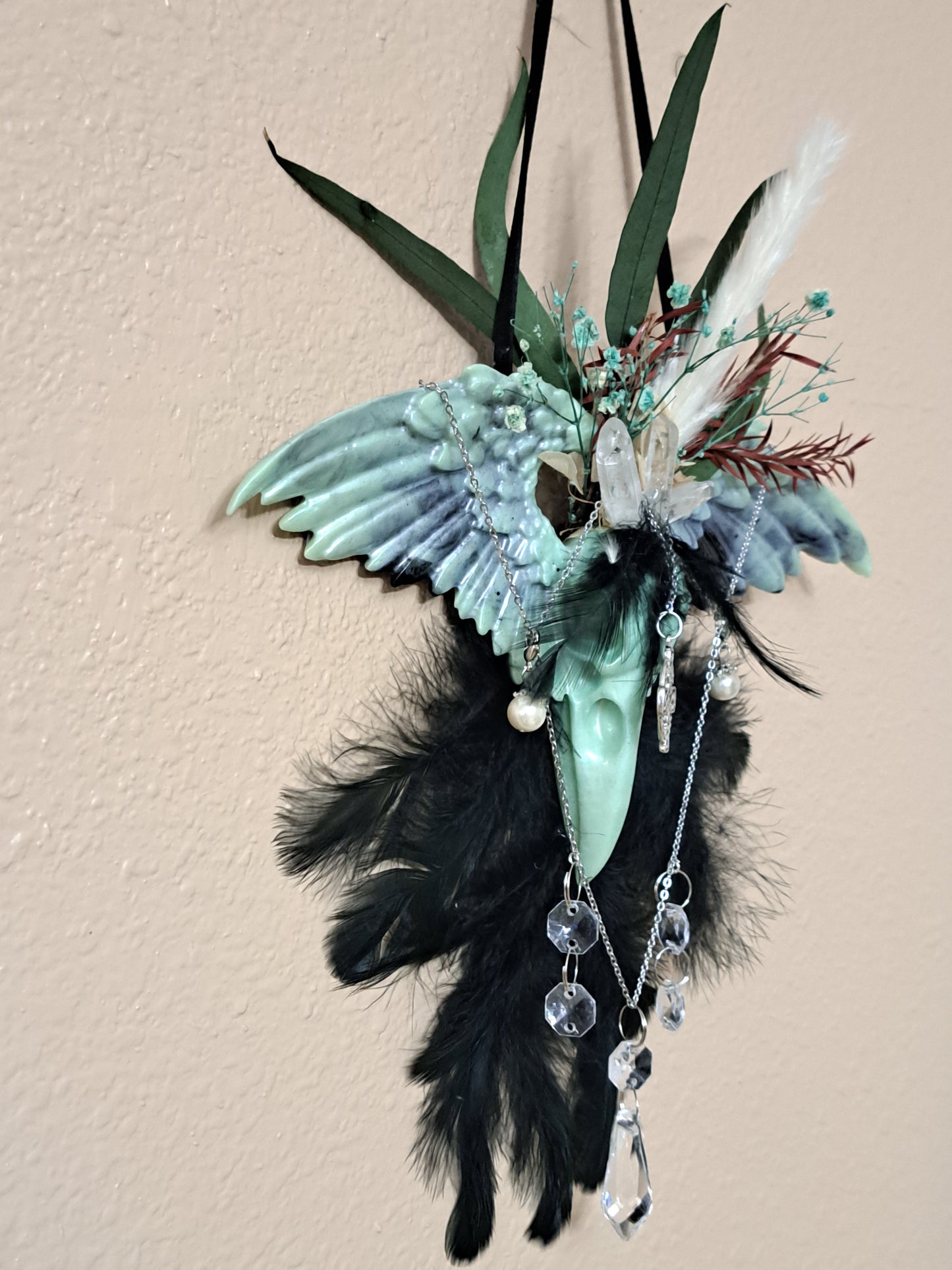 Handcrafted Winged Raven Skull Wall Hanging – One-of-a-Kind Gothic Botanical Decor